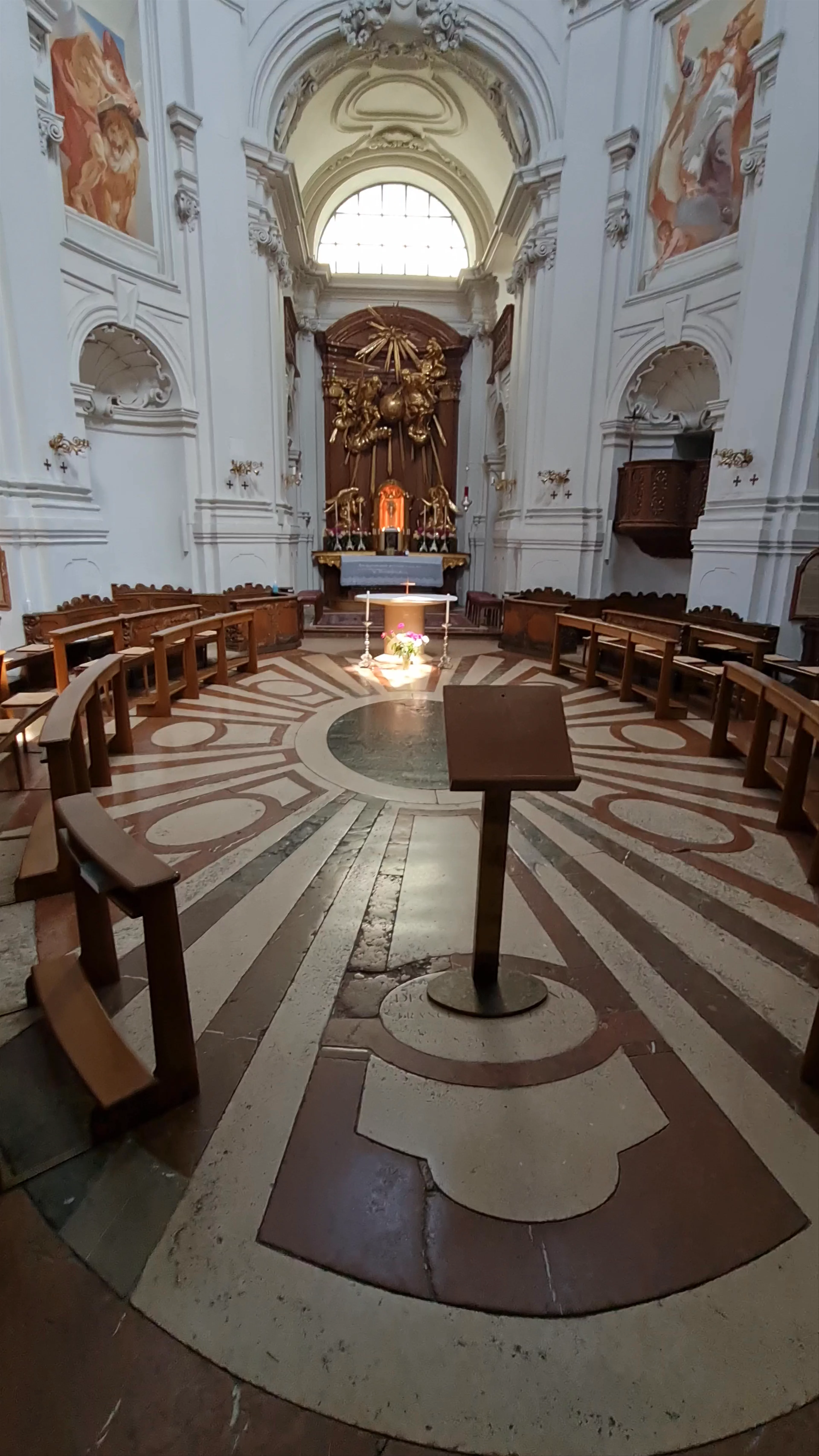 Holy Trinity Roman Catholic Church