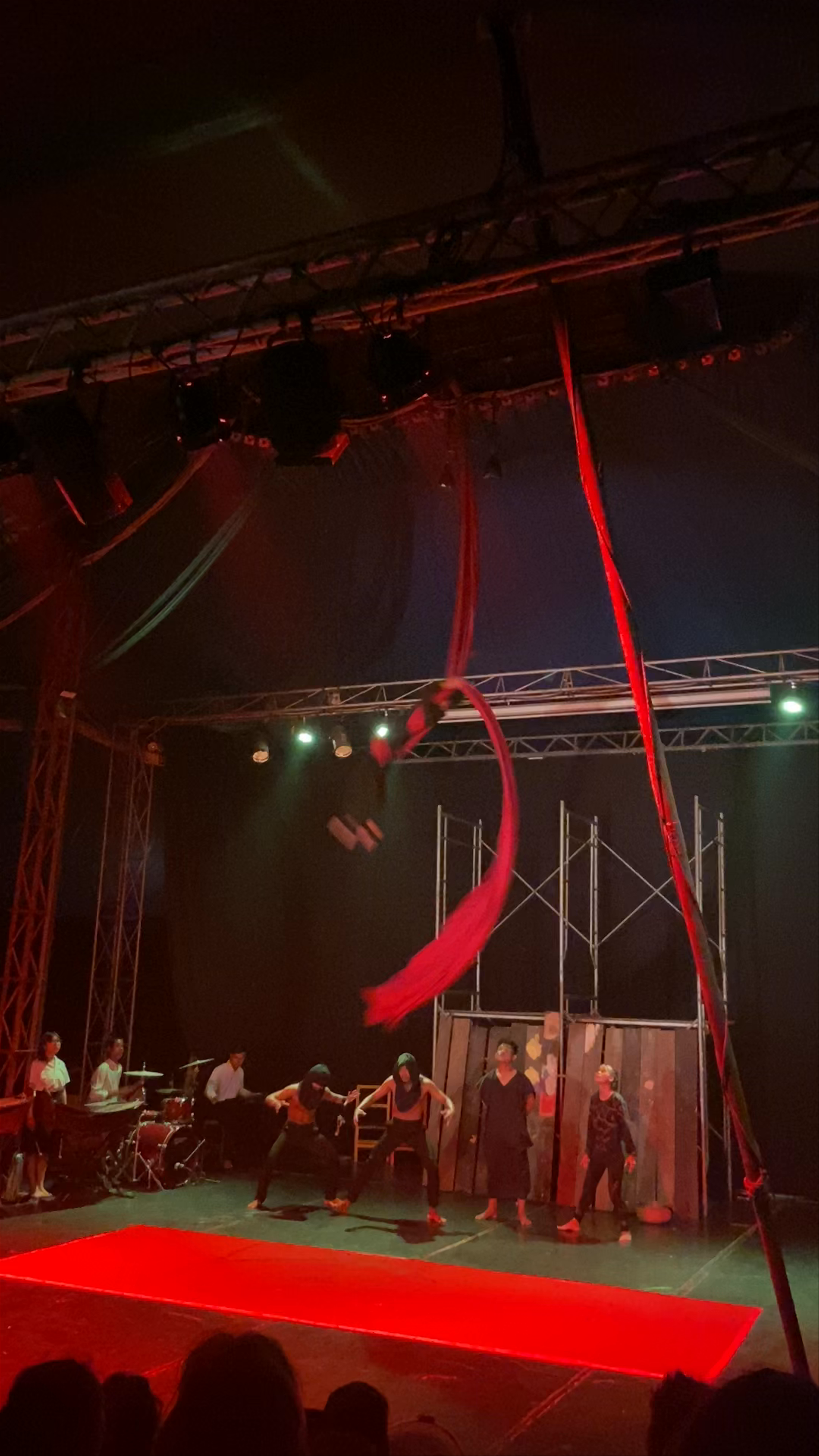 Phare Ponleu Selpak / ហ្វារ​ពន្លឺសិល្បៈ