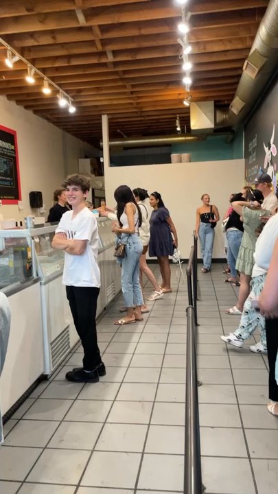 Moo-Lix - Ice Cream & Frozen Yogurt Near Me - Kelowna, British Columbia