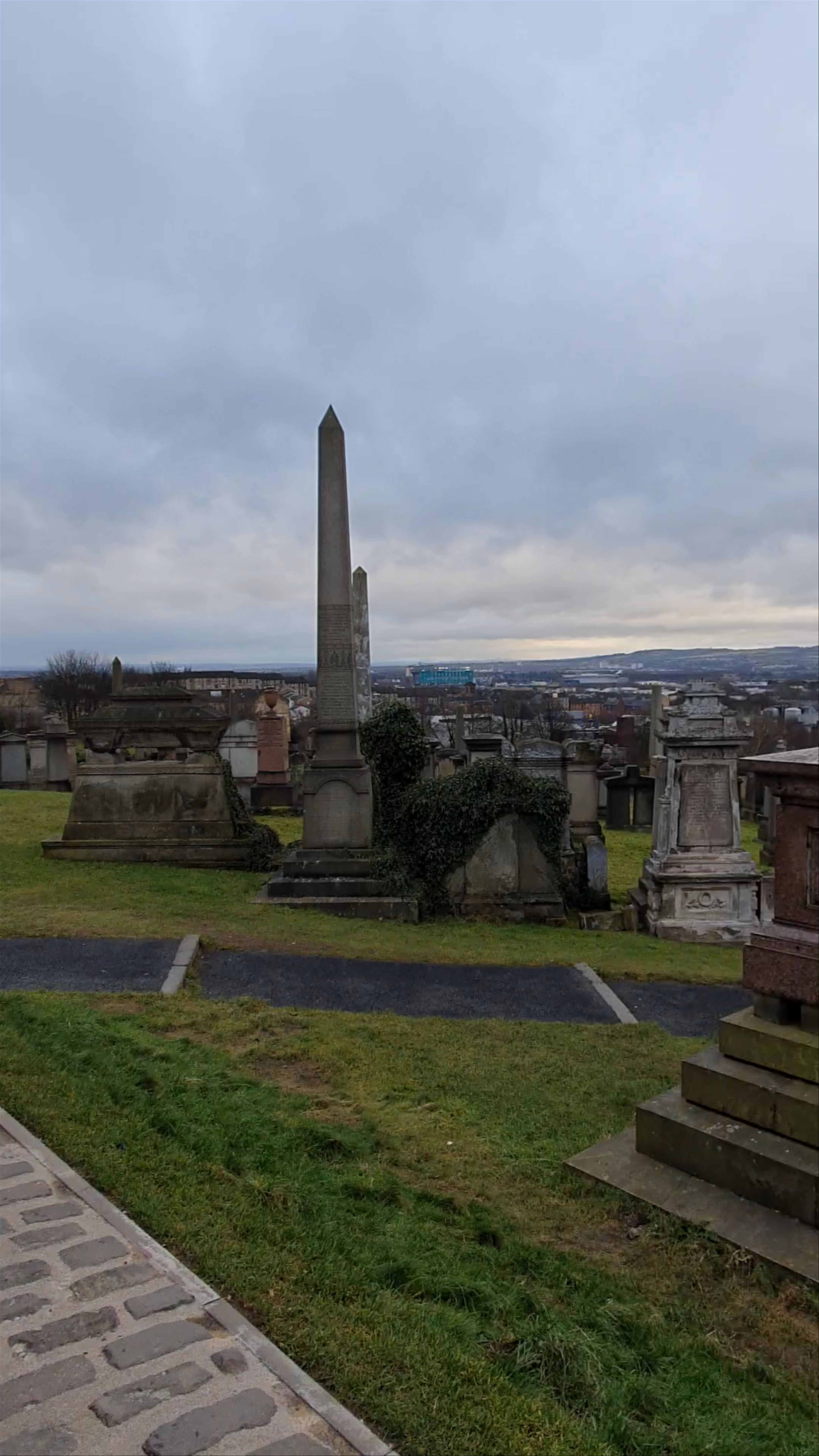 Glasgow Necropolis