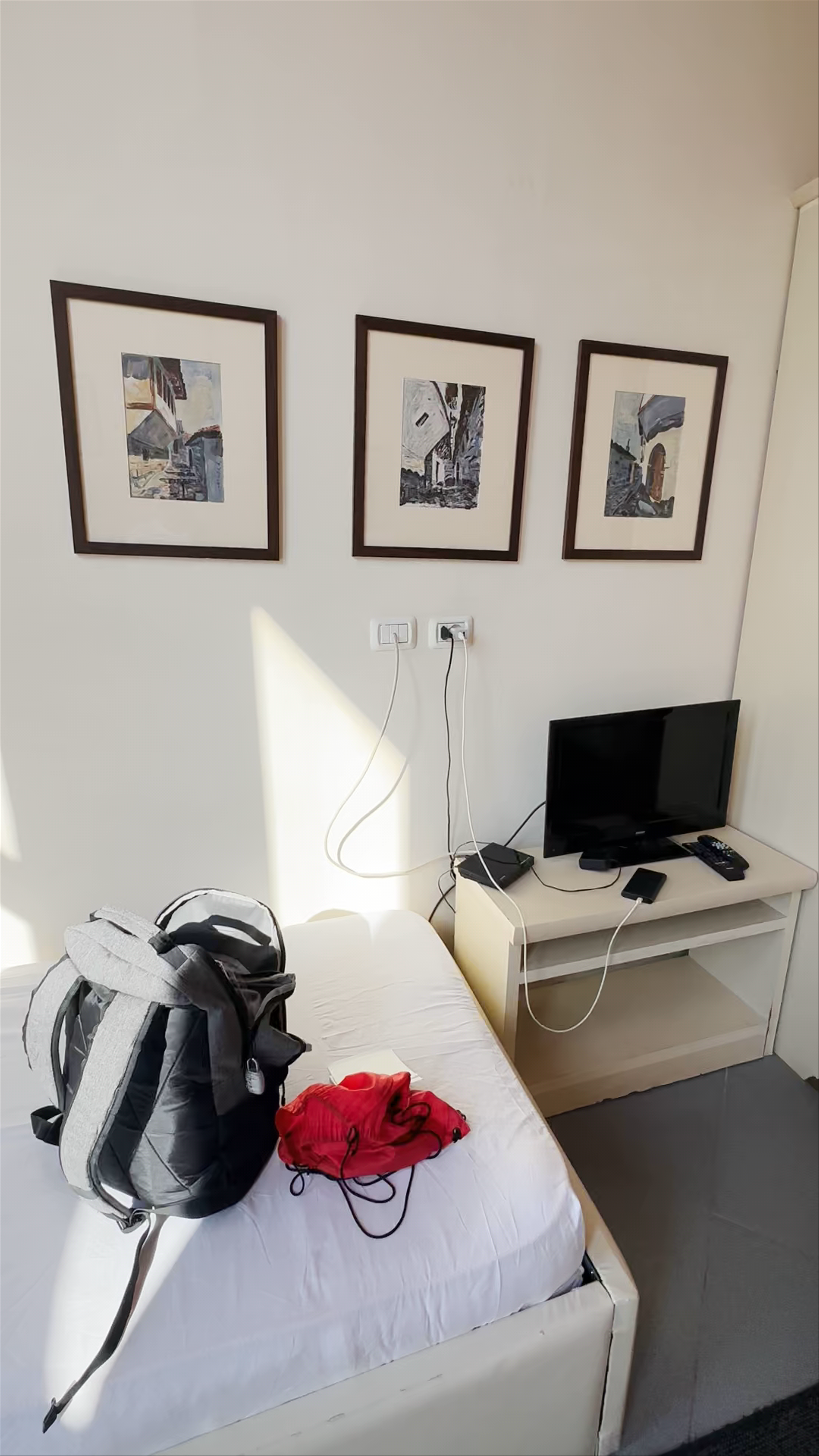 Cozy Minimalist Stay at Hotel Pasarela Supermarket in Berat, Albania