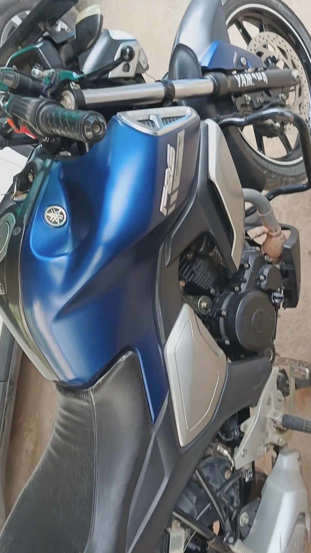 Walk-around video thumbnail