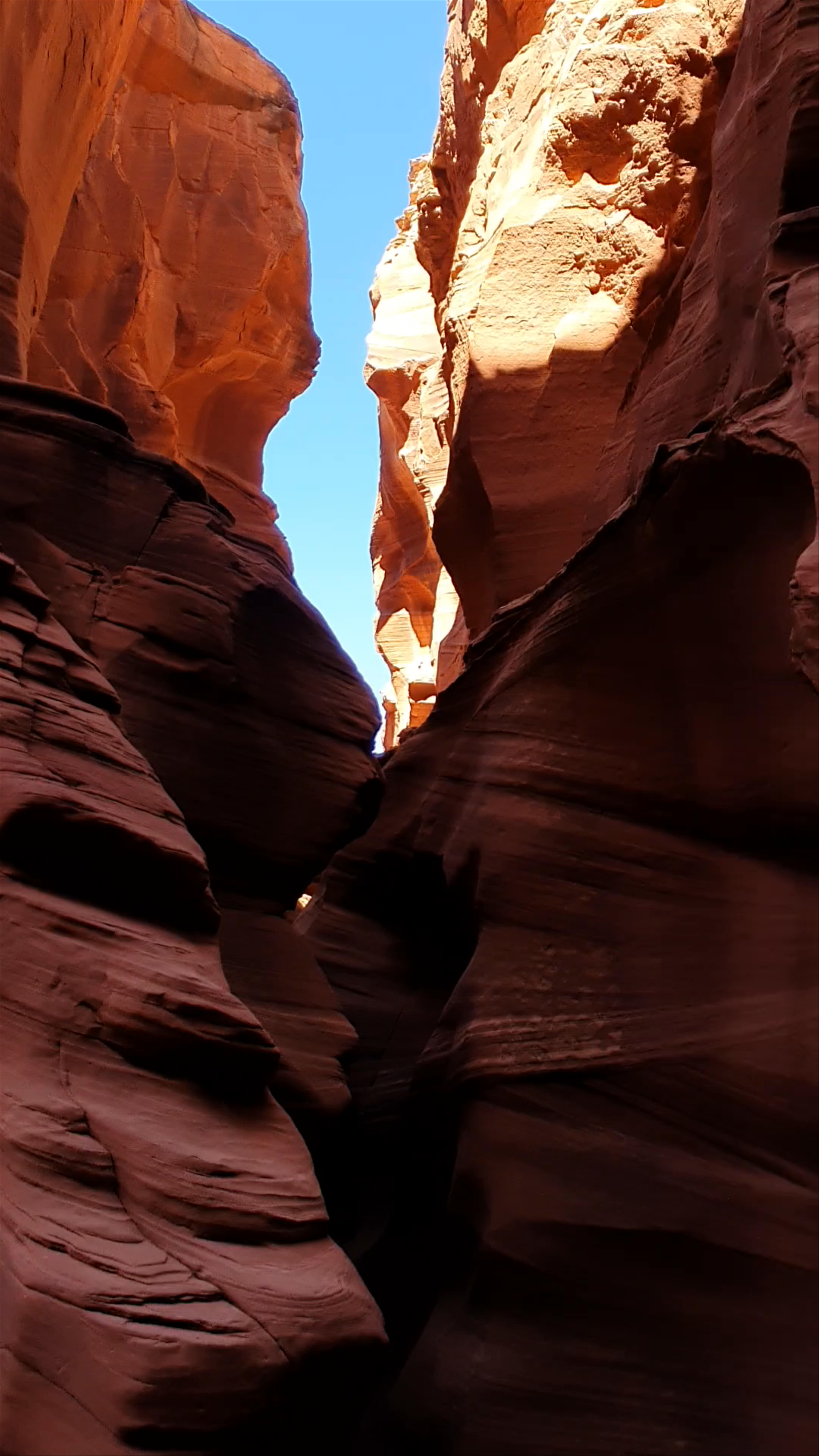 Antelope Canyon X by Taadidiin Tours
