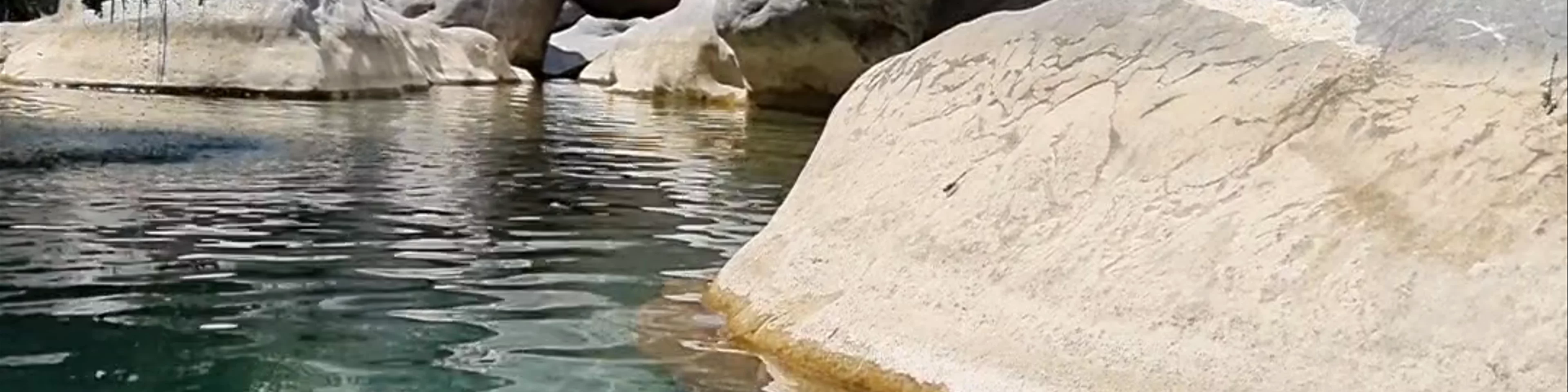 Wadi Damm Pools