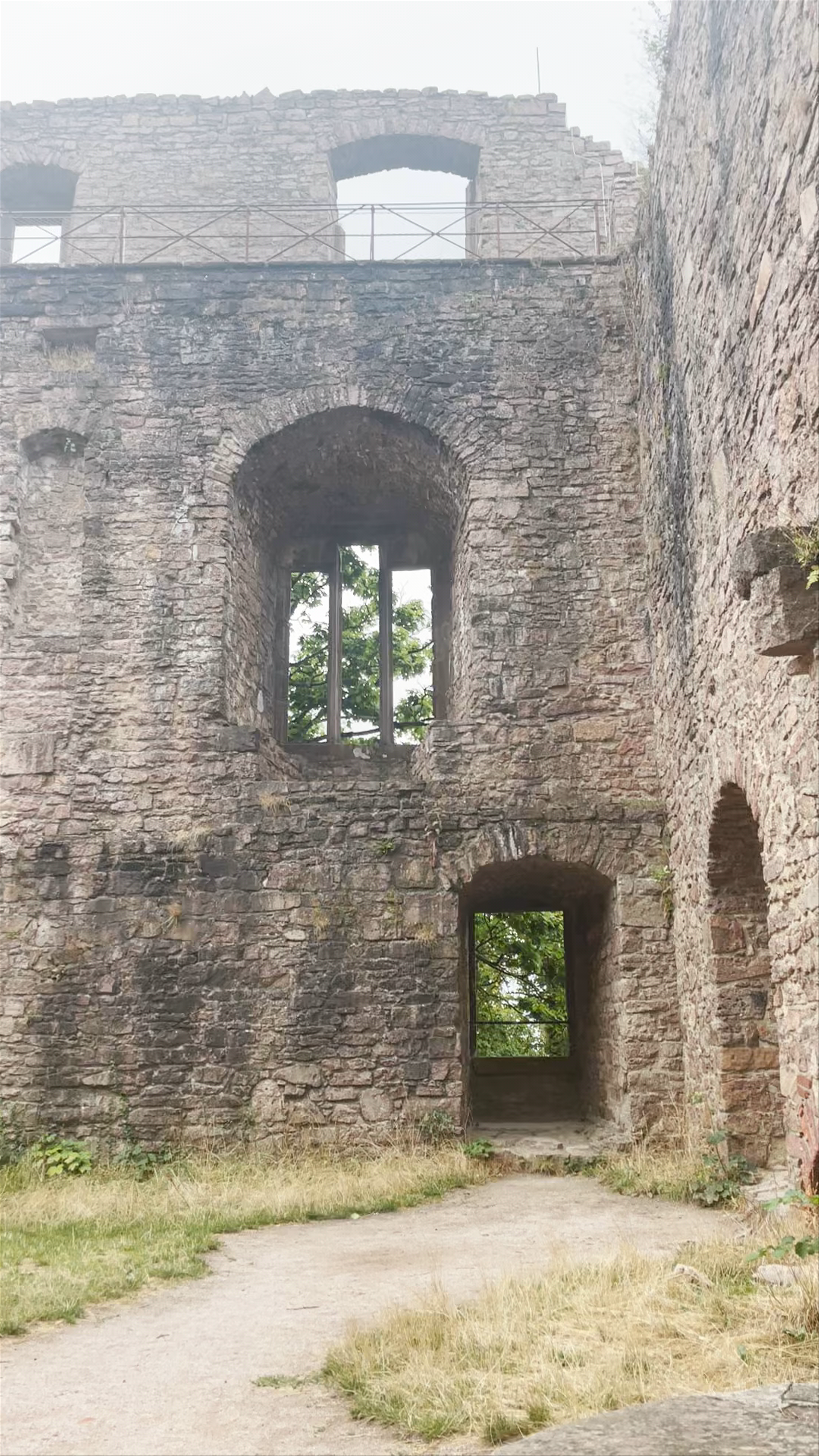 Altes Schloß zu Hohenbaden