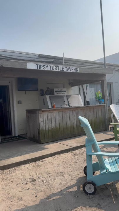 Tipsy Turtle Tavern - Outside waterfront - Bars Near Me - Atlantic Beach, North Carolina